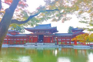 10円玉で有名な世界遺産平等院鳳凰堂