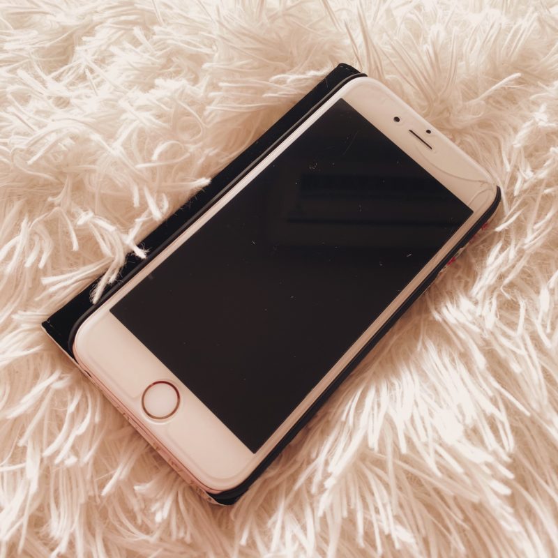 画面が割れてるiPhone6S