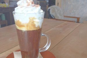 秋田(大仙市)のおしゃれカフェ『CAFE LOPO(ロポ)』でランチ