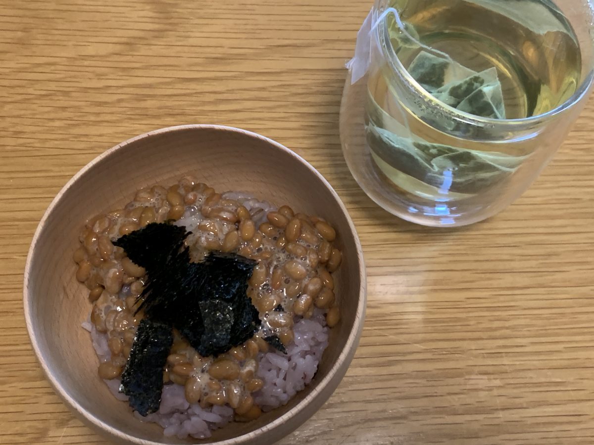 納豆ご飯で朝ごはん