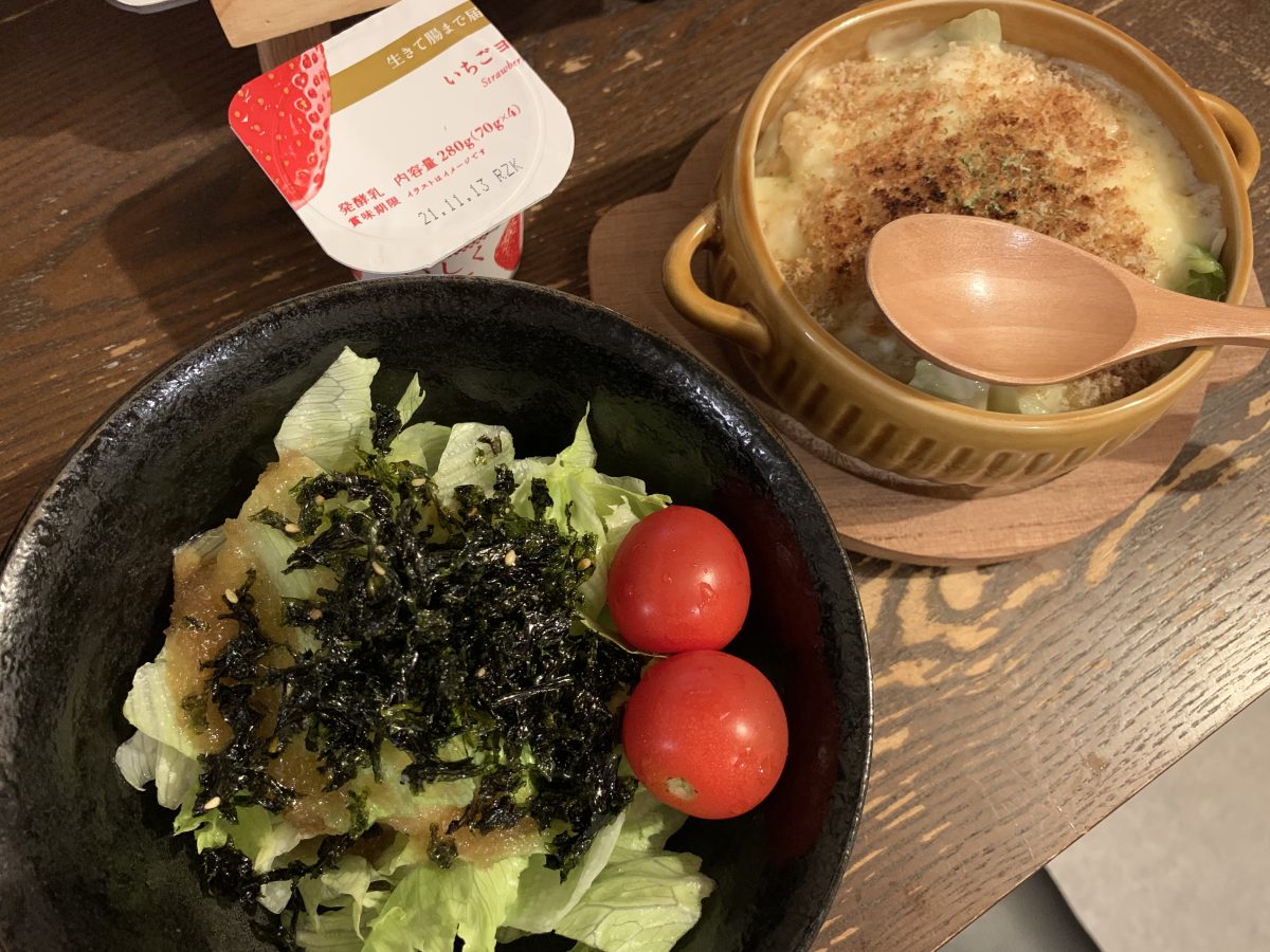 キャベツのホワイトソースパン粉焼き