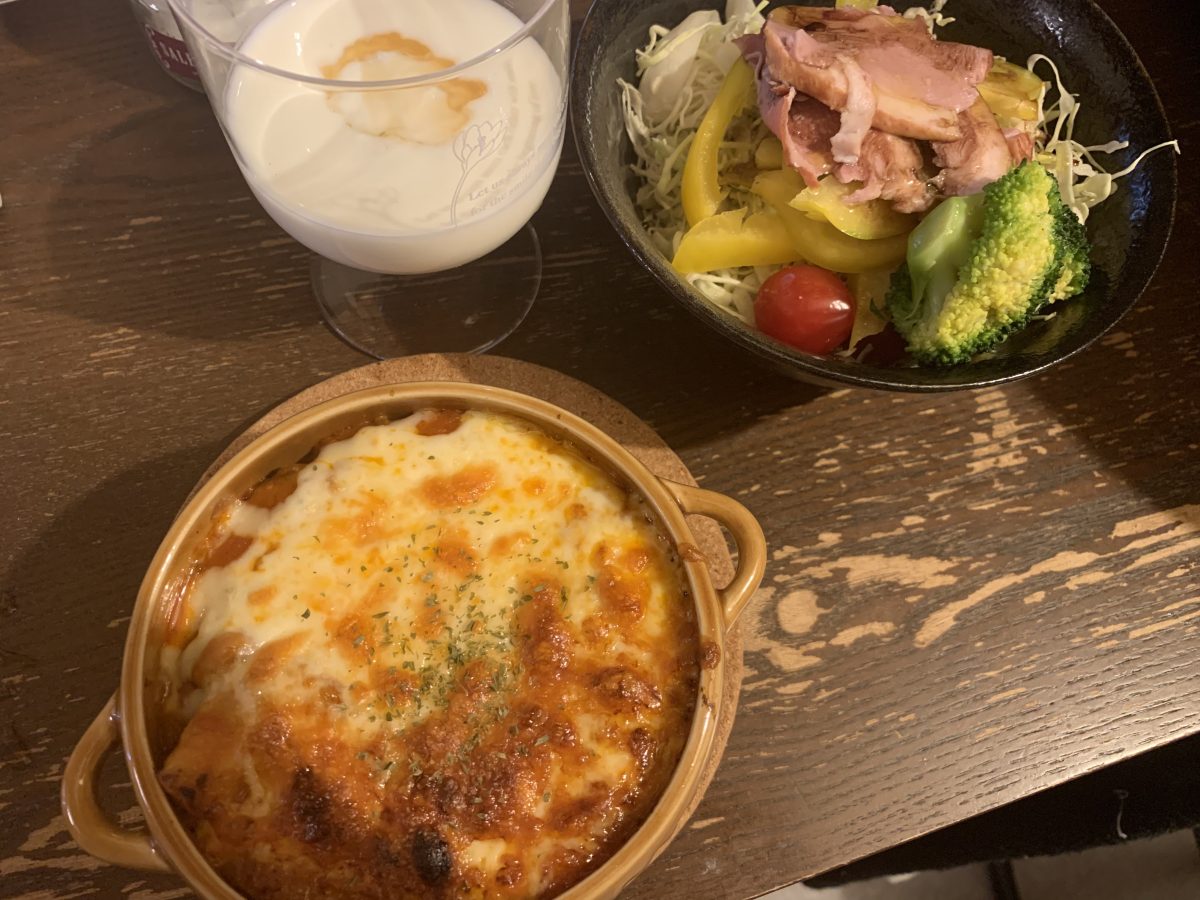 夜のトマト煮込みのあまりでドリア