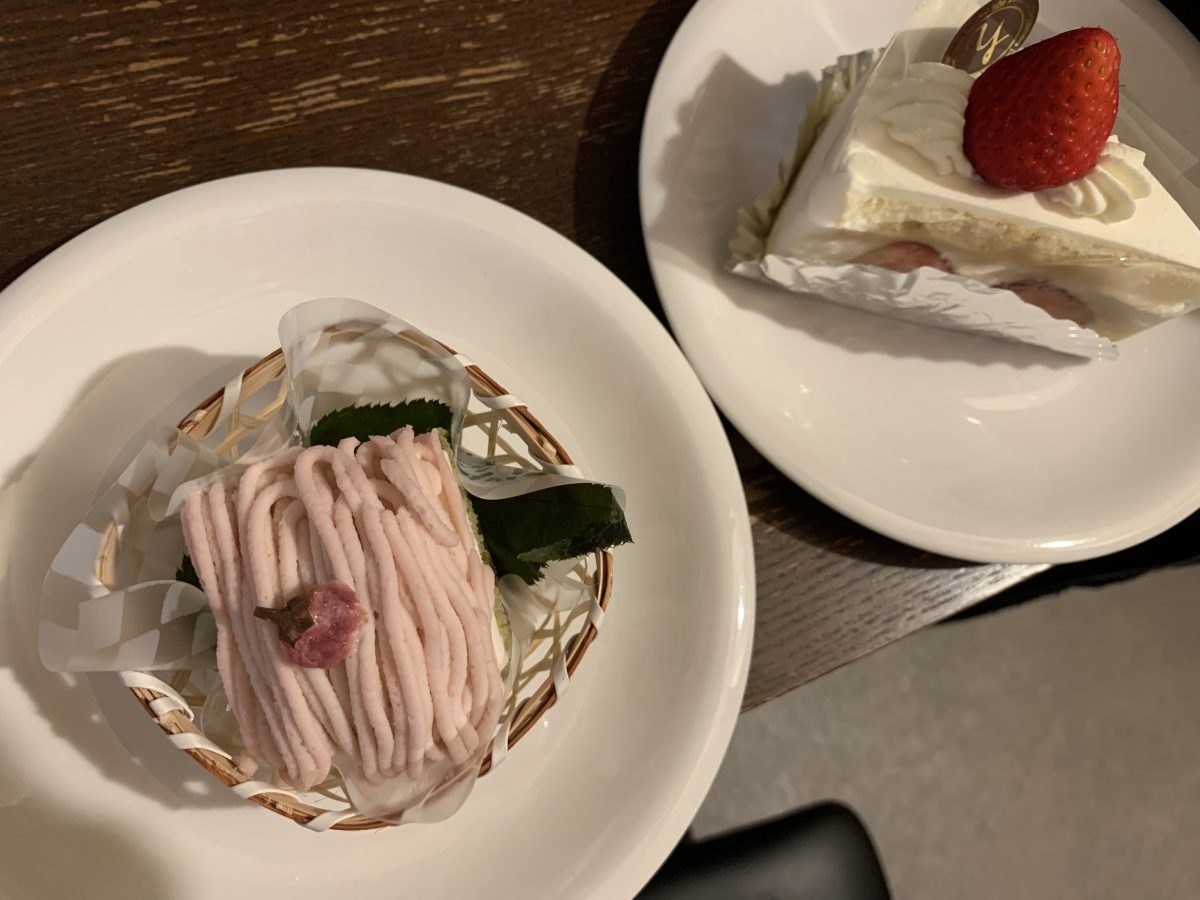 yamaoの桜のモンブランとショートケーキ