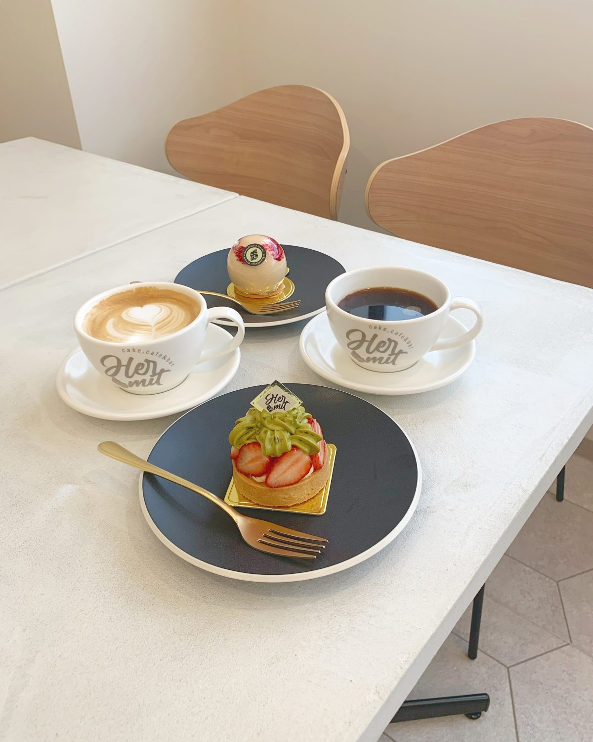 住之江公園で美しい＆おいしいケーキが食べれるカフェ『Hermit(ハーミット)』