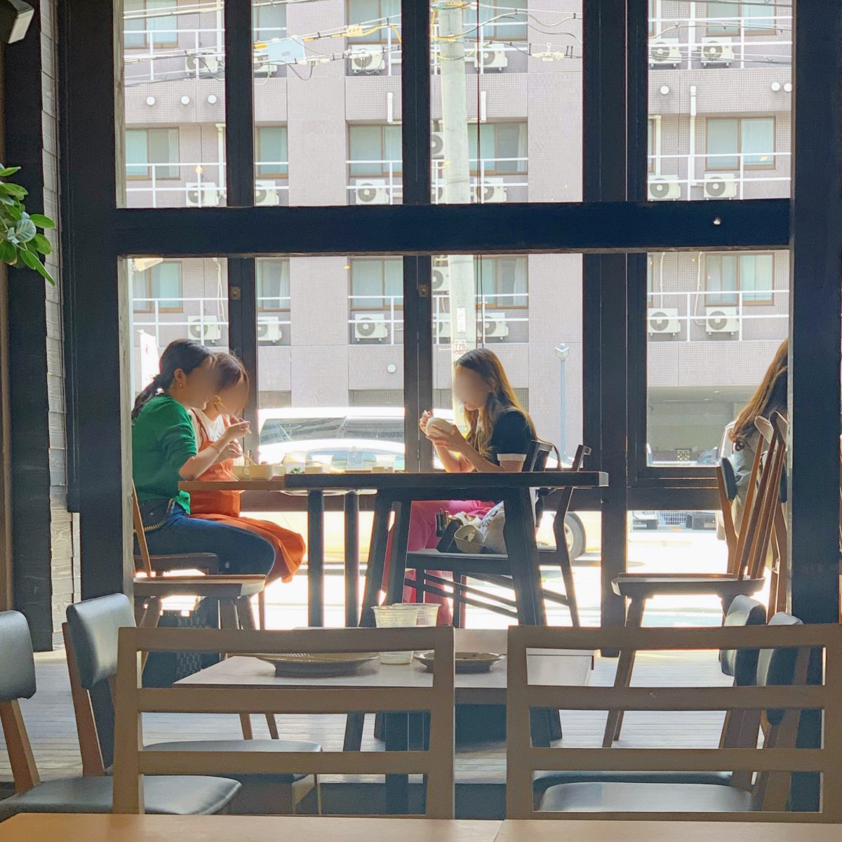 サラダバーが嬉しい♡『CAFE CHARBON』でランチ@四ツ橋