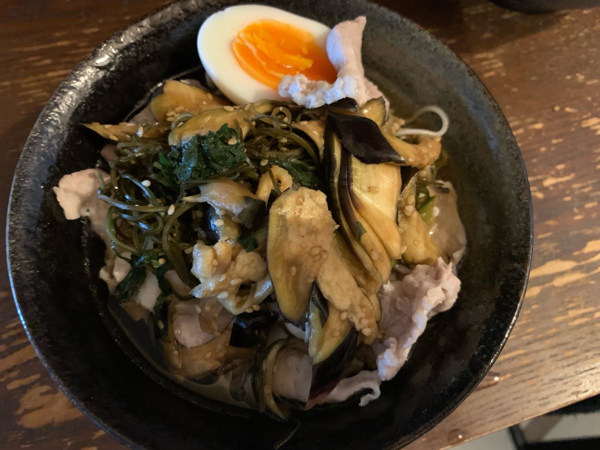 ナスと豚肉の中華丼