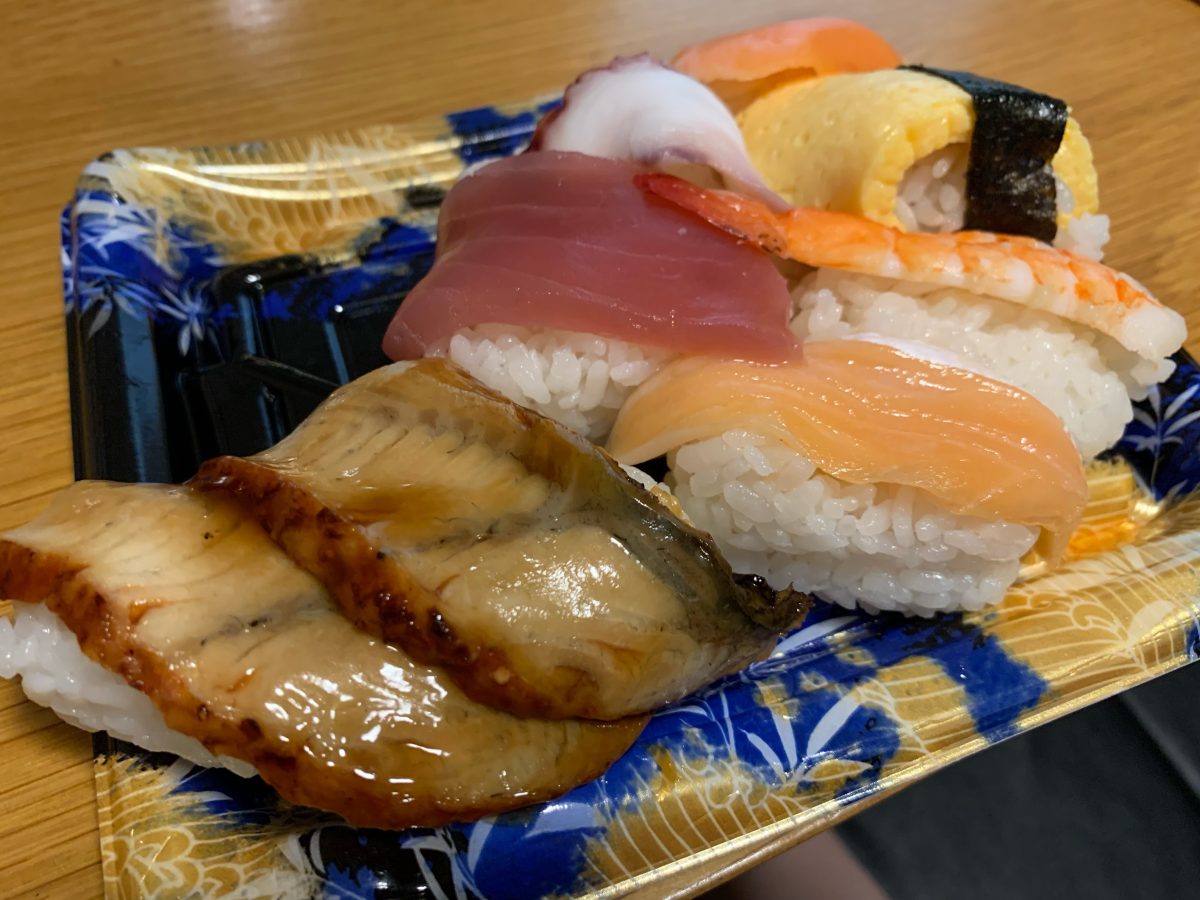 スーパーで買ったお寿司